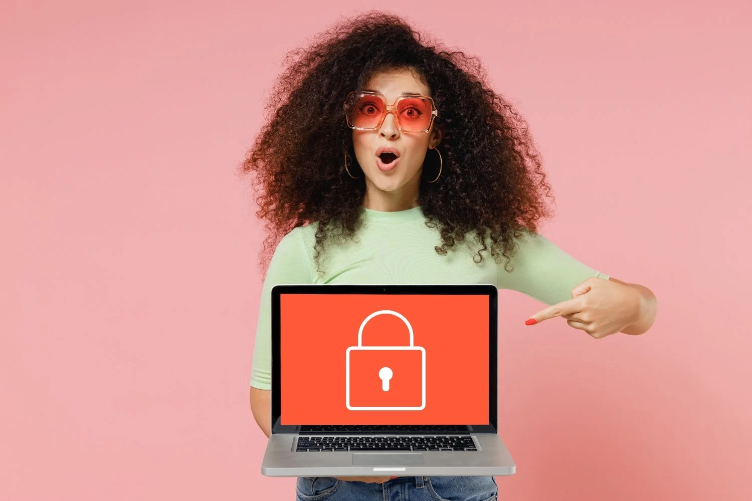 What Makes Visitors Trust a Website Instantly?
